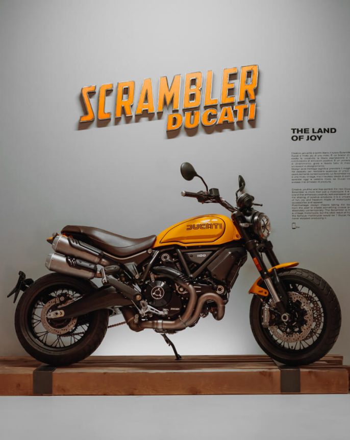 Scrambler-Ducati-1100-Tribute-Pro-Storytelling